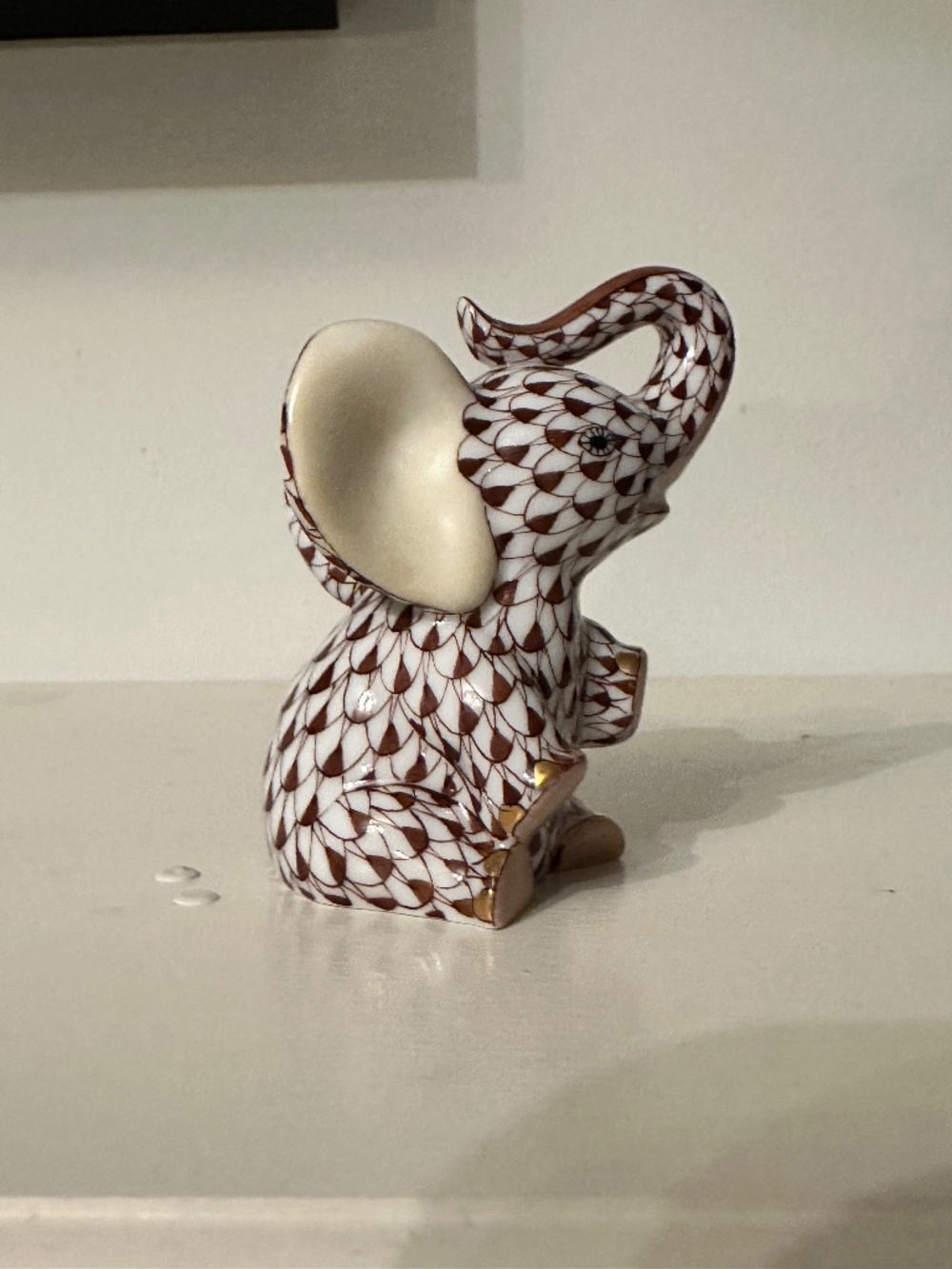 Herend Fishnet Baby elephant